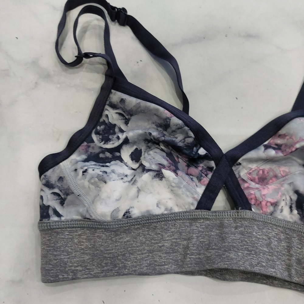 Lululemon If You're Lucky Bra Moody Mirage White Deep Navy Heathered Slate - Picture 2 of 5